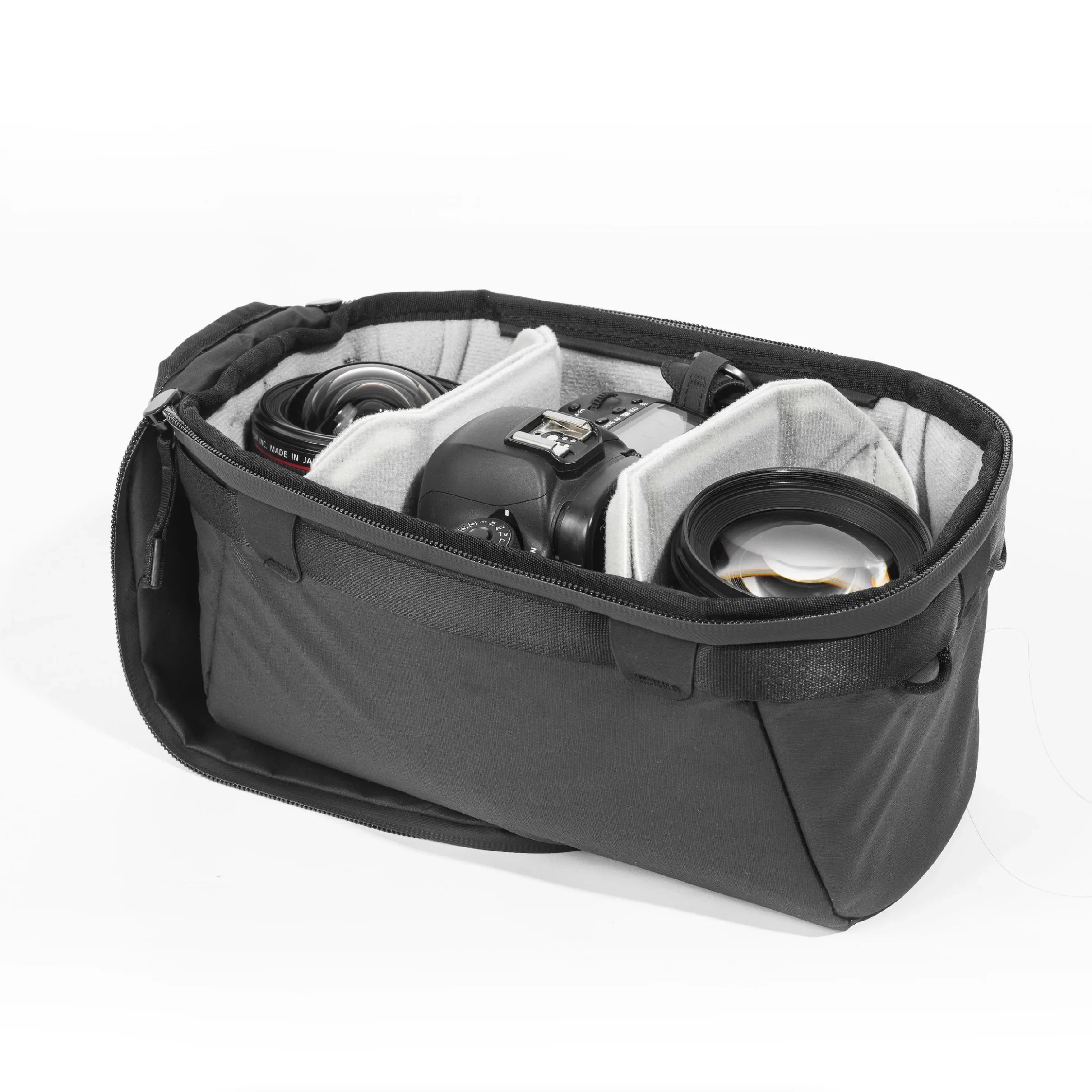 Peak Design Camera Cube v2 (Small, Black) at PROCAM | procam.com