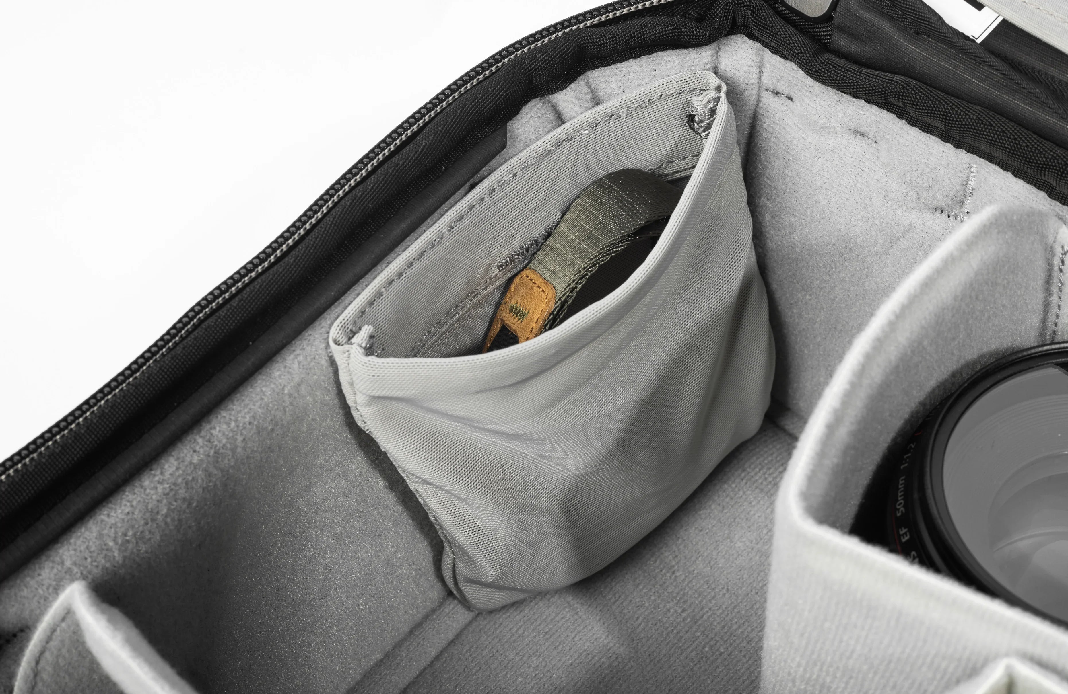 Peak Design Camera Cube v2 (Small, Black) at PROCAM | procam.com