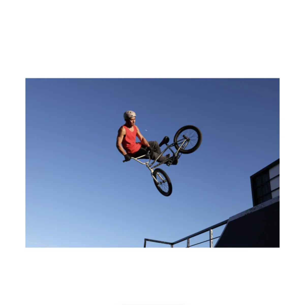 Canon RF 24-105mm f/2.8 L IS USM Z Lens at PROCAM | procam.com