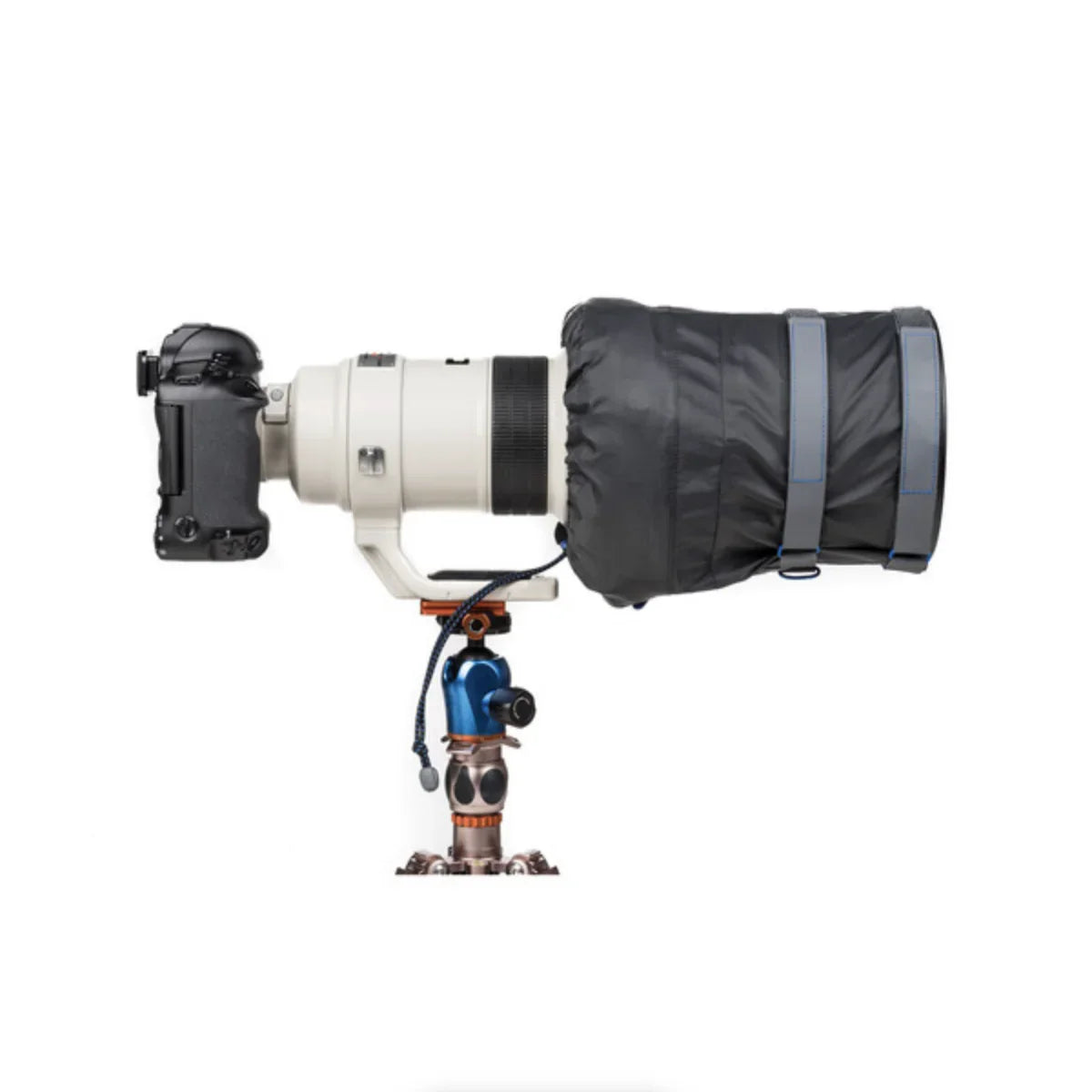 Think Tank Photo Hydrophobia DM 300-600 V3.0 Rain Cover at PROCAM | procam.com