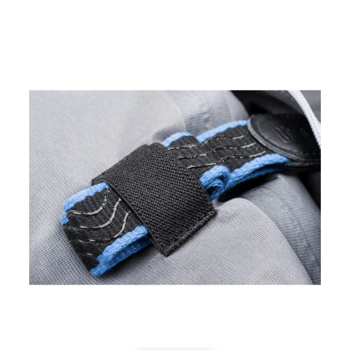 Think Tank Photo Hydrophobia DM 300-600 V3.0 Rain Cover at PROCAM | procam.com