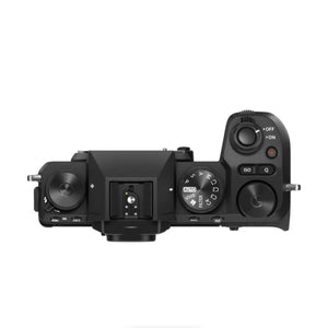 FUJIFILM X-S20 Mirrorless Camera with XF 16-50mm f/2.8-4.8 Lens (Black) at PROCAM | procam.com