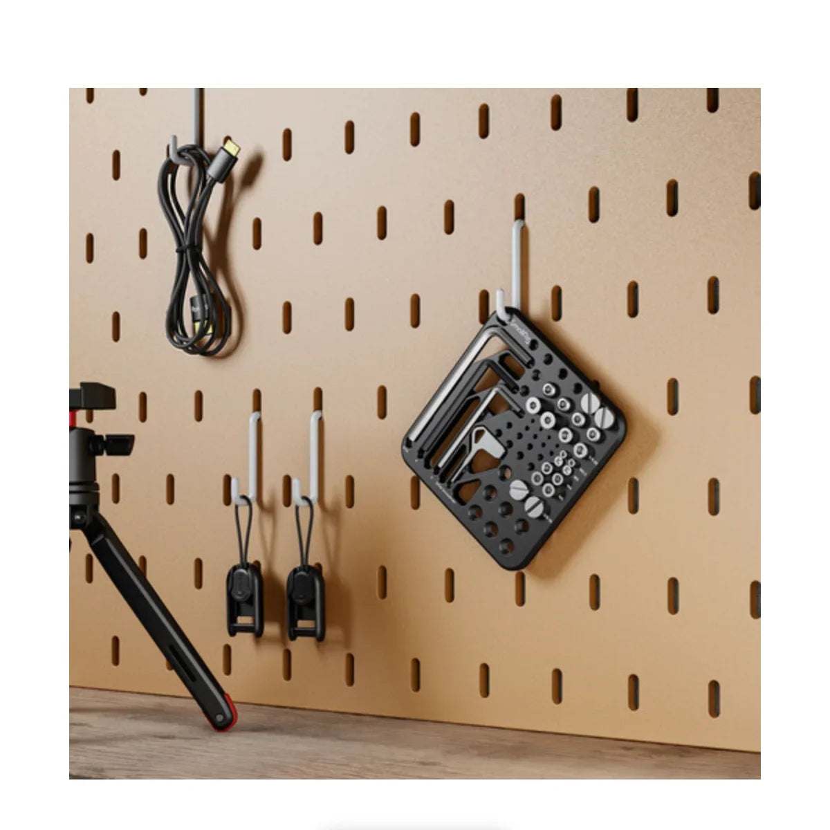 SmallRig Screw and Allen Wrench Storage Plate Kit at PROCAM | procam.com