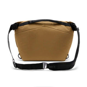 Peak Design Everyday Sling v2 (6L, Coyote) at PROCAM | procam.com