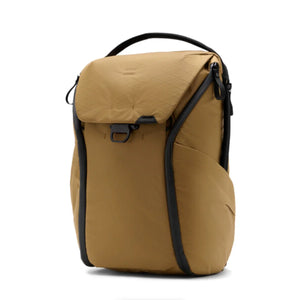 Peak Design Everyday Backpack v2 (20L, Coyote) at PROCAM | procam.com