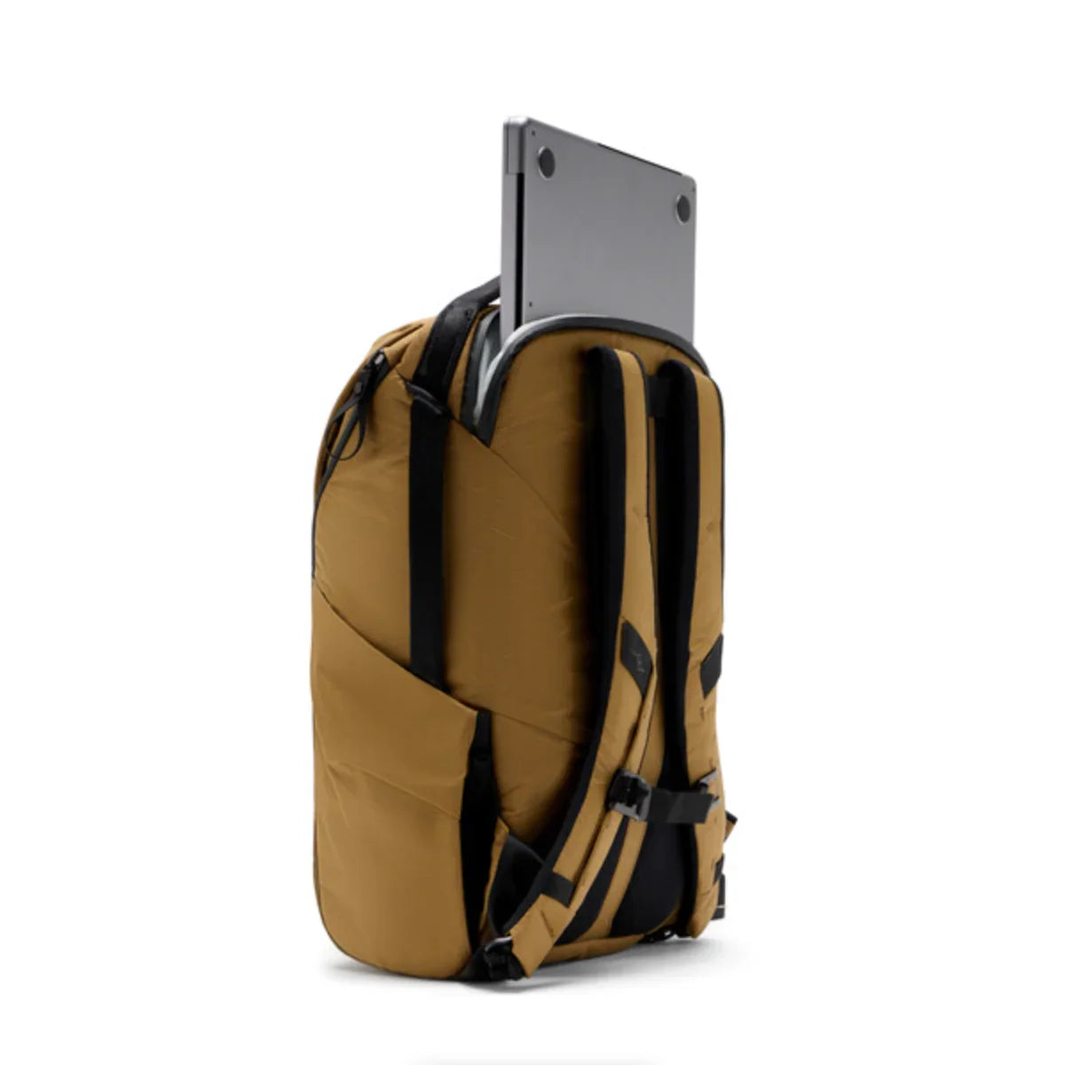 Peak Design Everyday Backpack v2 (20L, Coyote) at PROCAM | procam.com