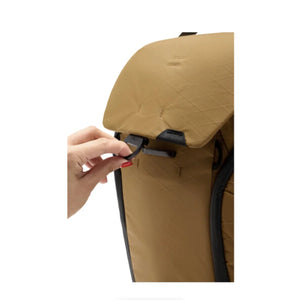 Peak Design Everyday Backpack v2 (20L, Coyote) at PROCAM | procam.com