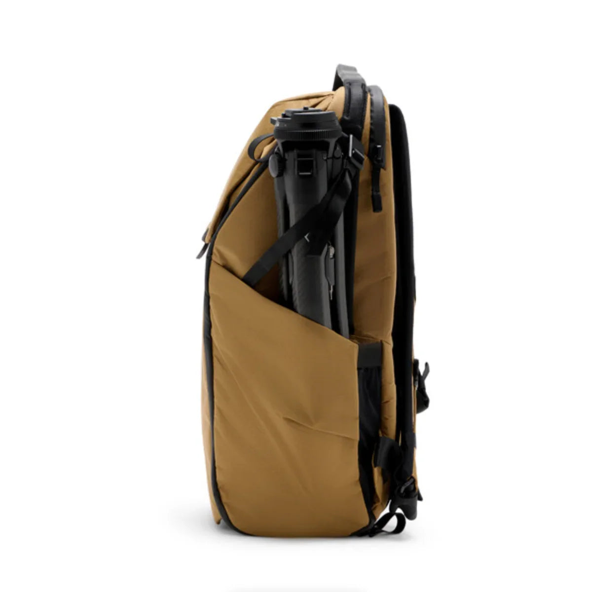 Peak Design Everyday Backpack v2 (30L, Coyote) at PROCAM | procam.com