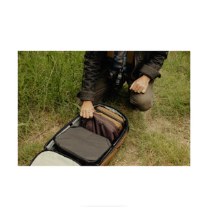 Peak Design Tech Pouch (Coyote) at PROCAM | procam.com