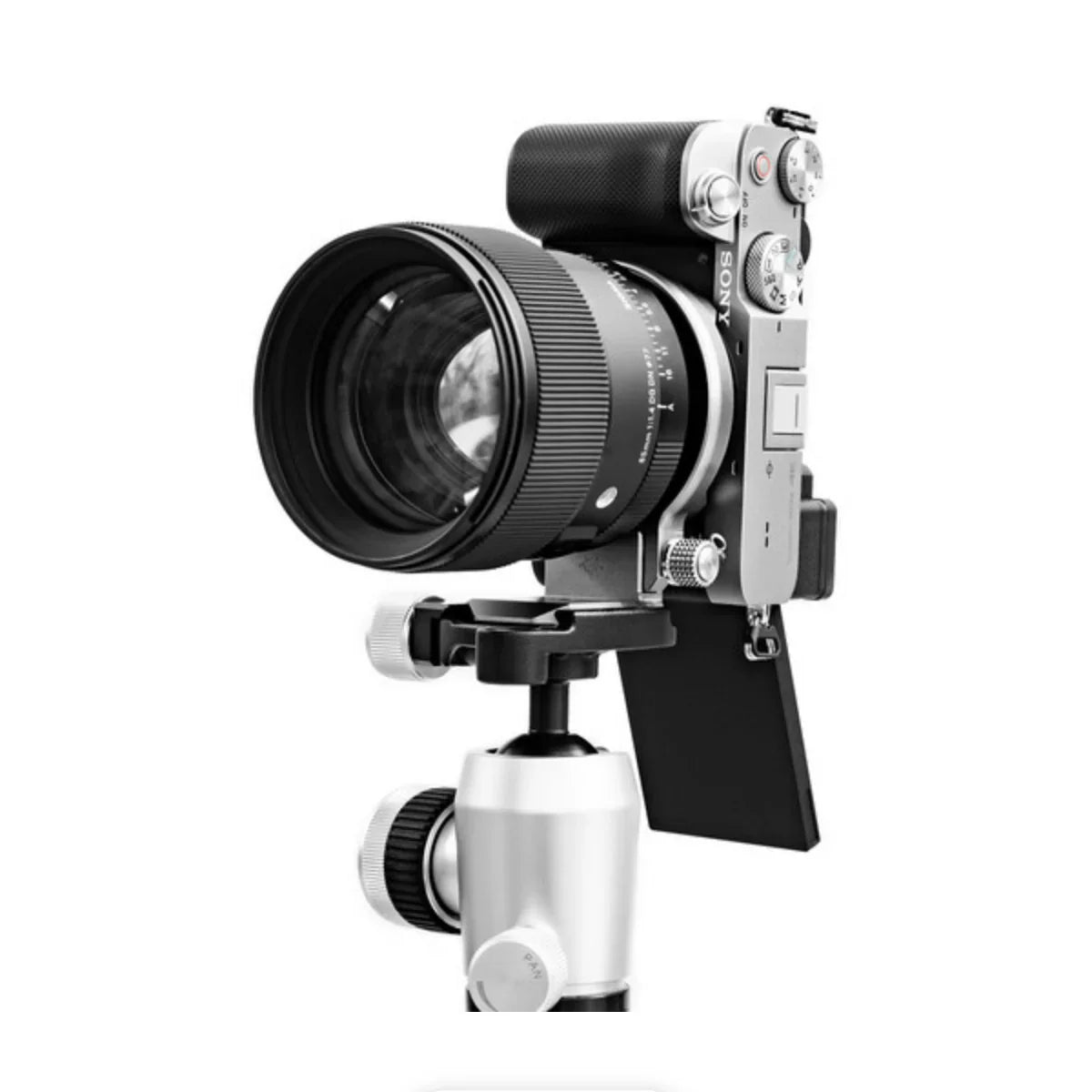 Silence Corner Atoll D Rotating Camera Collar for Select DSLR Cameras (Silver) at PROCAM | procam.com
