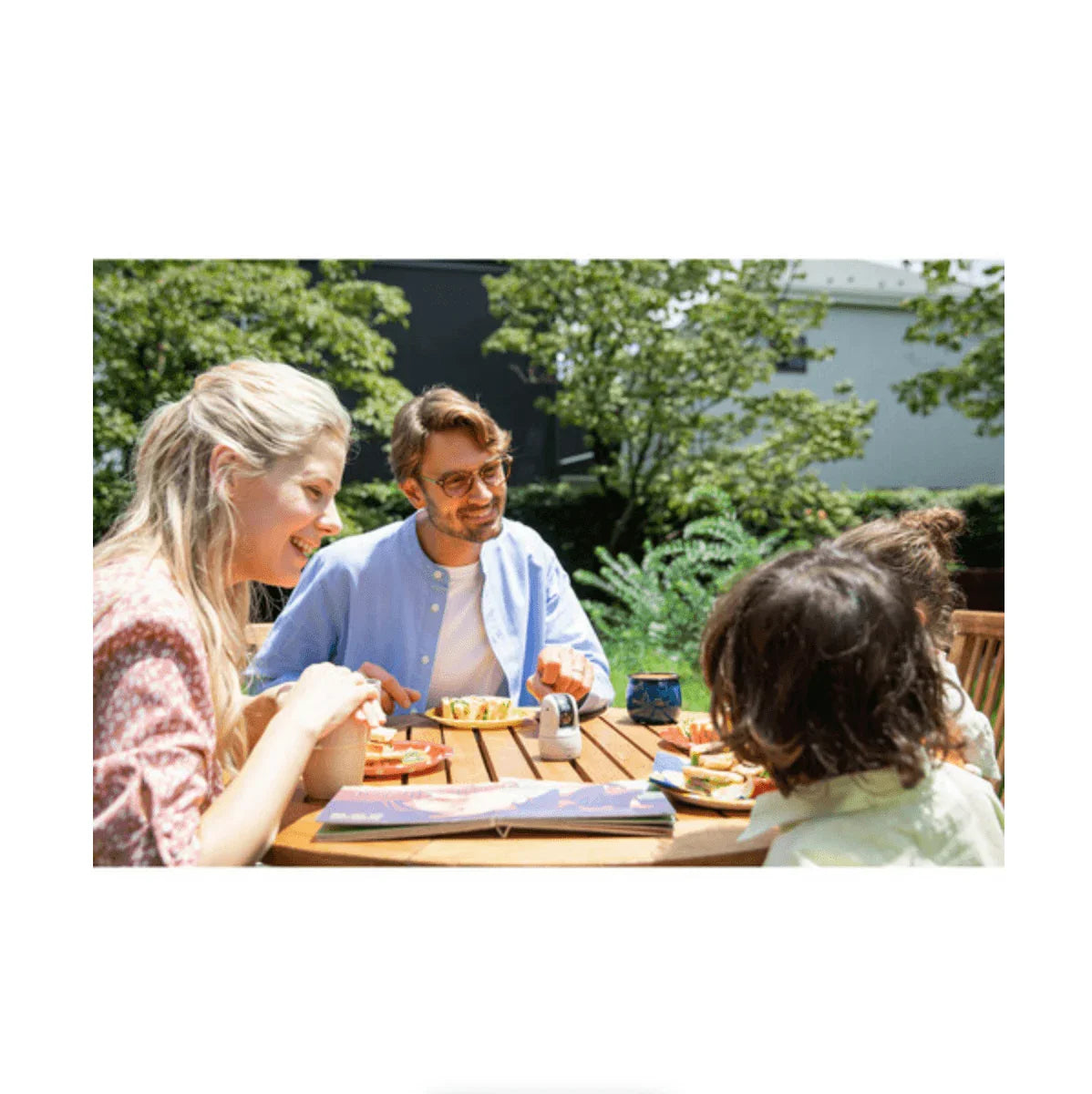 Canon PowerShot PICK PTZ Camera (White) at PROCAM | procam.com