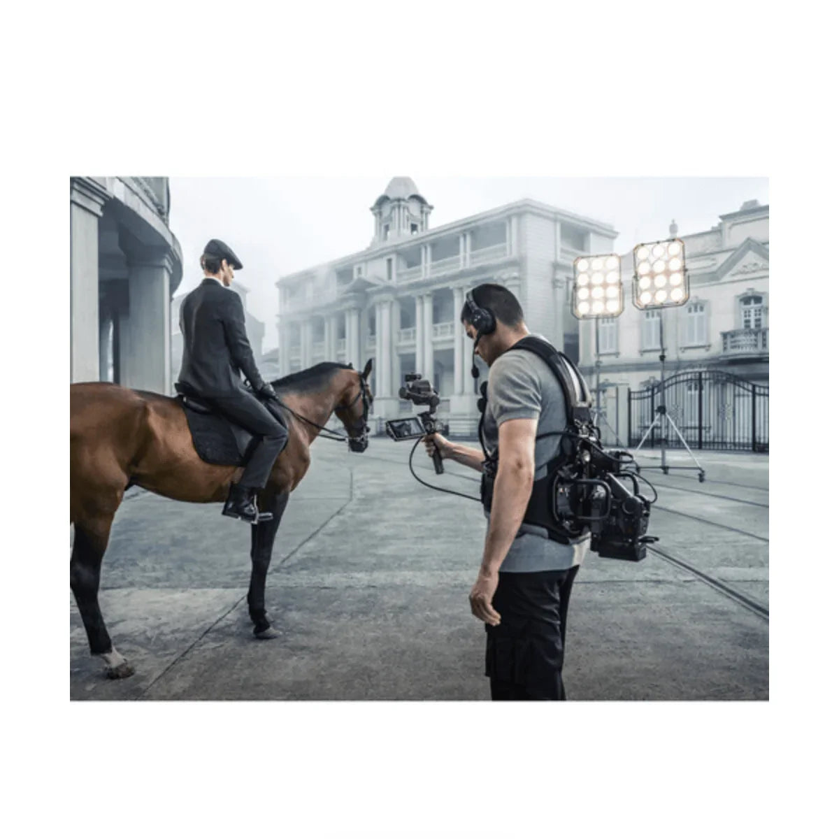 DJI RS 3 Pro Gimbal Stabilizer Combo at PROCAM | procam.com