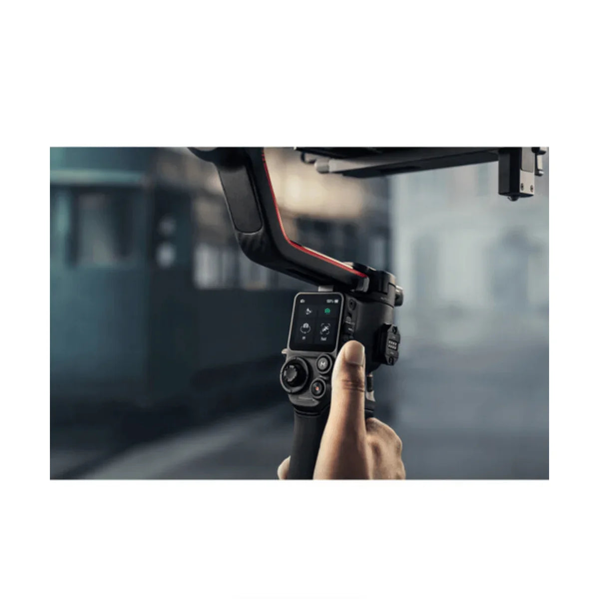 DJI RS 3 Pro Gimbal Stabilizer Combo at PROCAM | procam.com