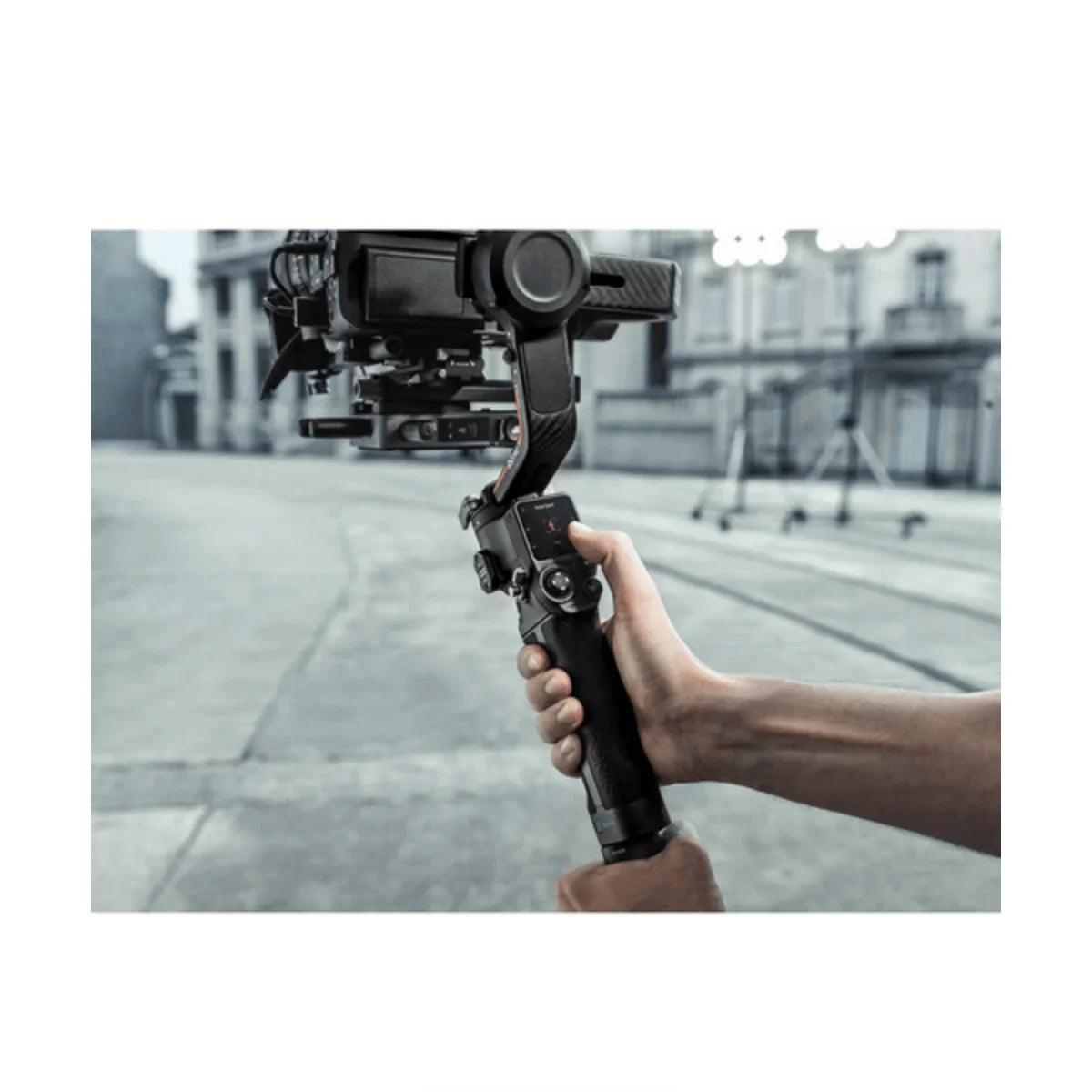 DJI RS 3 Pro Gimbal Stabilizer Combo at PROCAM | procam.com