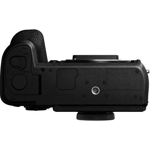 Panasonic Lumix S1R Digital Mirrorless Camera with 24-105mm f/4 S-Series Lens | PROCAM