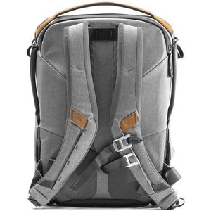 Peak Design Everyday Backpack v2 (20L, Ash) at PROCAM | procam.com