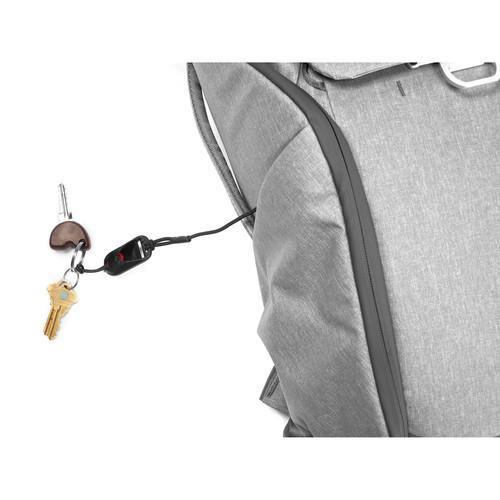 Peak Design Everyday Backpack v2 (20L, Ash) at PROCAM | procam.com