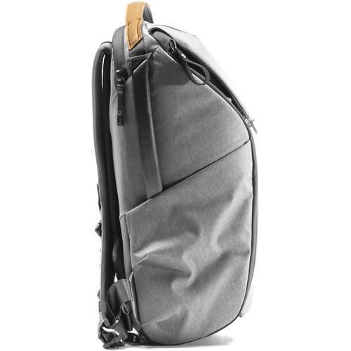 Peak Design Everyday Backpack v2 (20L, Ash) at PROCAM | procam.com