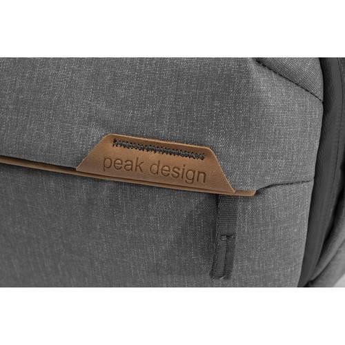 Peak Design Everyday Backpack v2 (20L, Charcoal) | PROCAM
