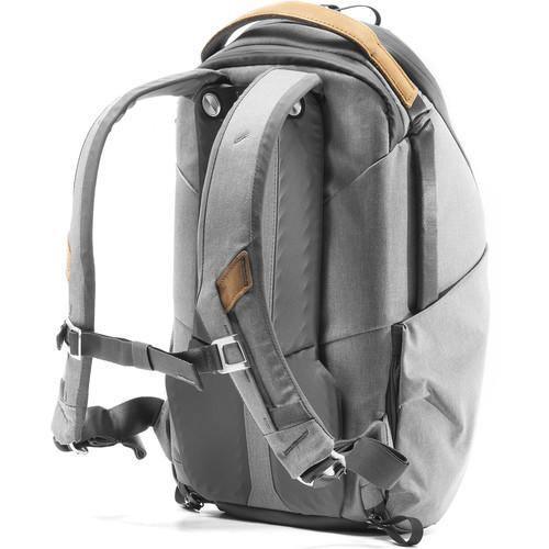 Peak Design Everyday Backpack Zip (15L, Ash) at PROCAM | procam.com