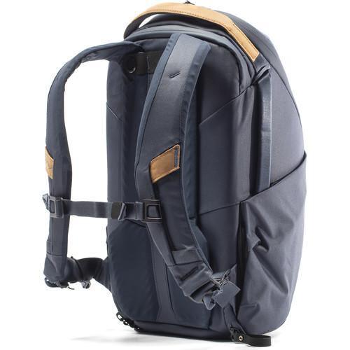 Peak Design Everyday Backpack Zip (15L, Midnight) at PROCAM | procam.com