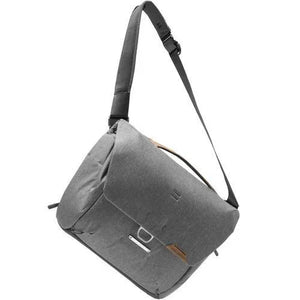 Peak Design Everyday Messenger v2 (13L, Ash) at PROCAM | procam.com