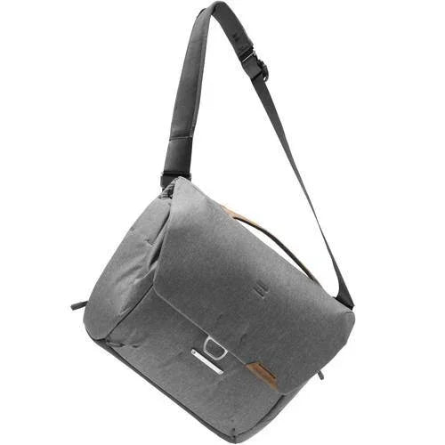 Peak Design Everyday Messenger v2 (13L, Ash) at PROCAM | procam.com