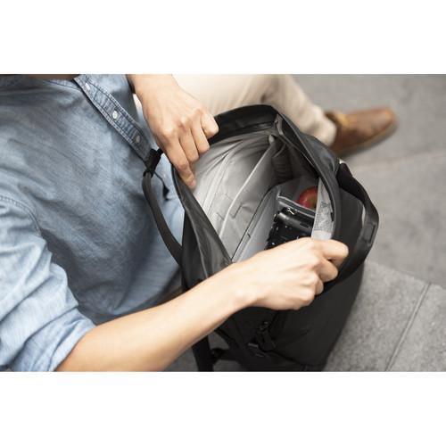 Peak Design Everyday Totepack (Black) at PROCAM | procam.com