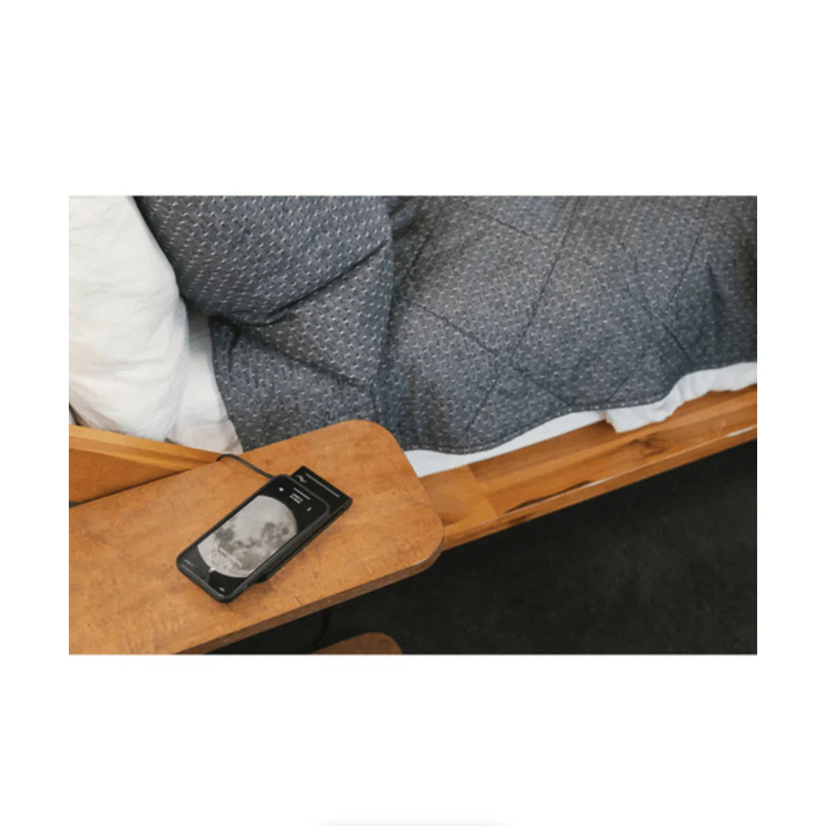 Peak Design Mobile Magnetic Wireless Smartphone Charging Stand at PROCAM | procam.com