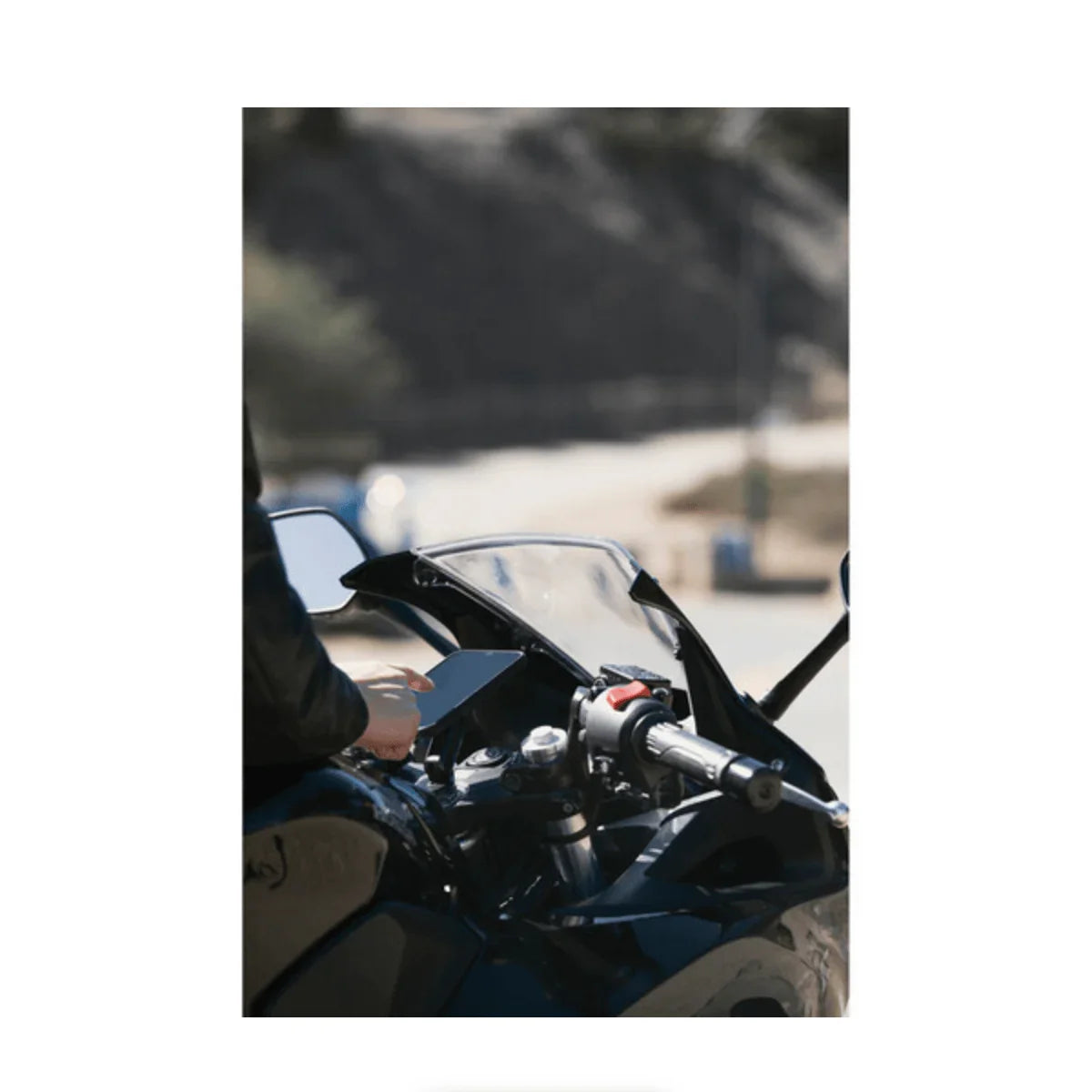 Peak Design Mobile Motorcycle Stem Smartphone Mount at PROCAM | procam.com