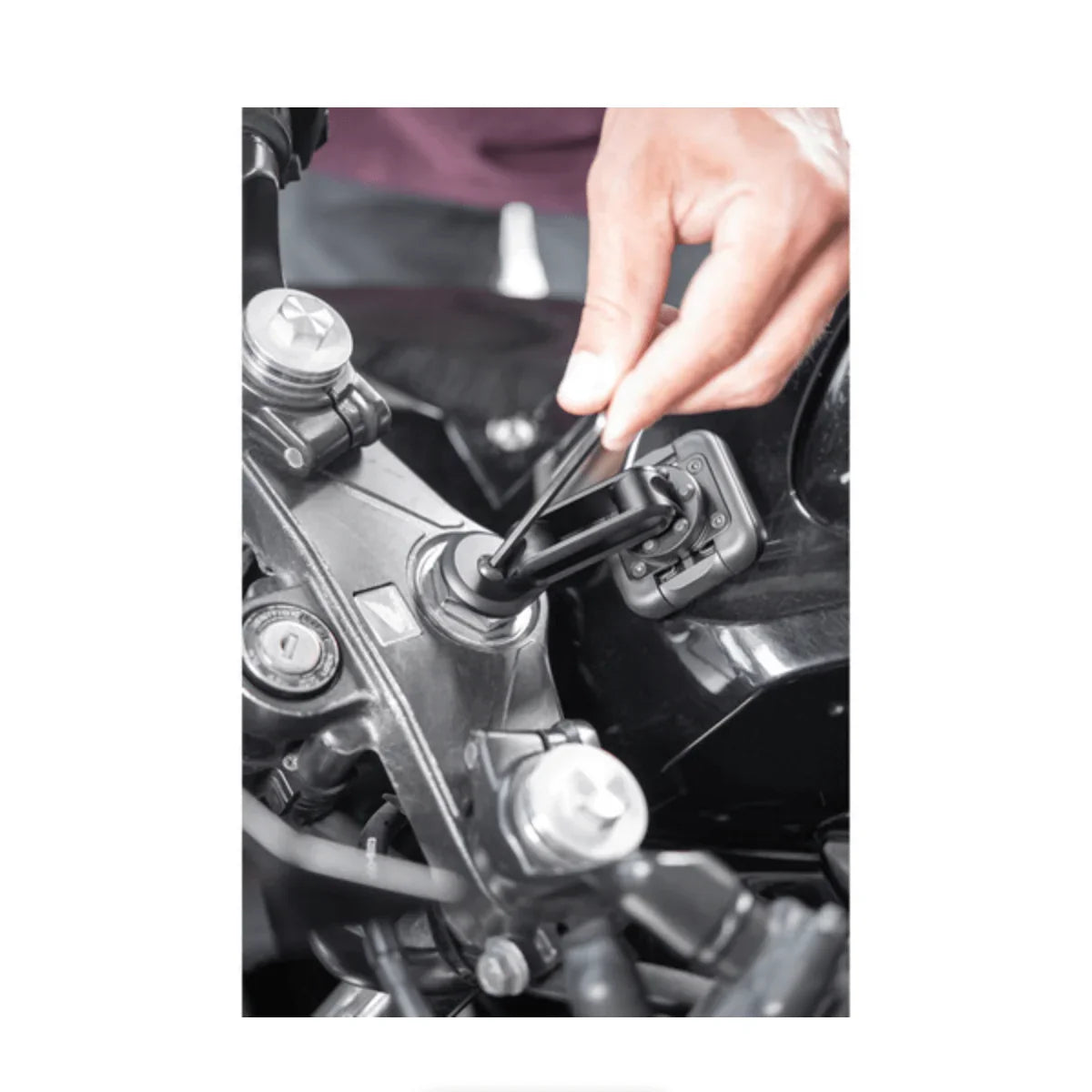 Peak Design Mobile Motorcycle Stem Smartphone Mount at PROCAM | procam.com