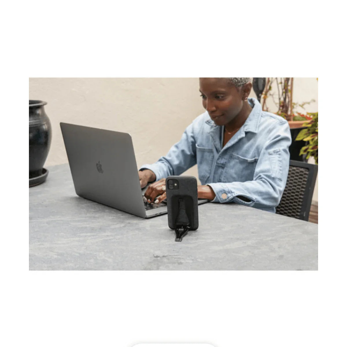 Peak Design Mobile Smartphone Tripod/Kickstand at PROCAM | procam.com