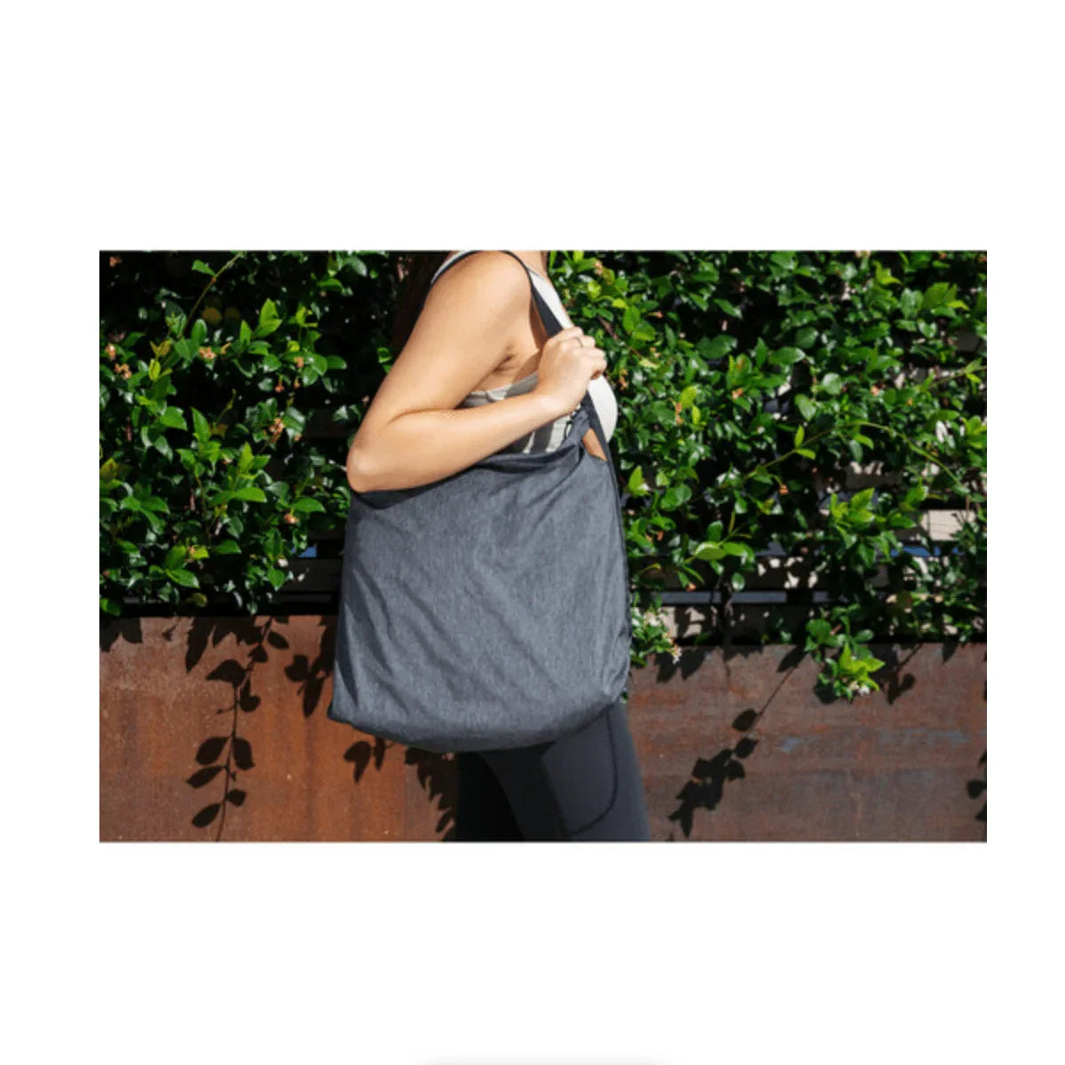 Peak Design Packable Tote (Charcoal) at PROCAM | procam.com