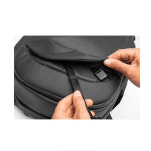 Peak Design Travel Backpack (30L, Black) at PROCAM | procam.com