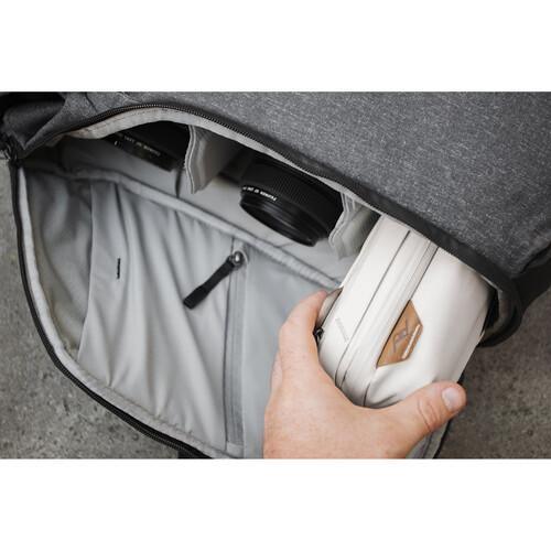 Peak Design Travel Tech 2L Pouch (Bone) at PROCAM | procam.com