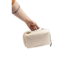 Peak Design Travel Tech 2L Pouch (Bone) at PROCAM | procam.com