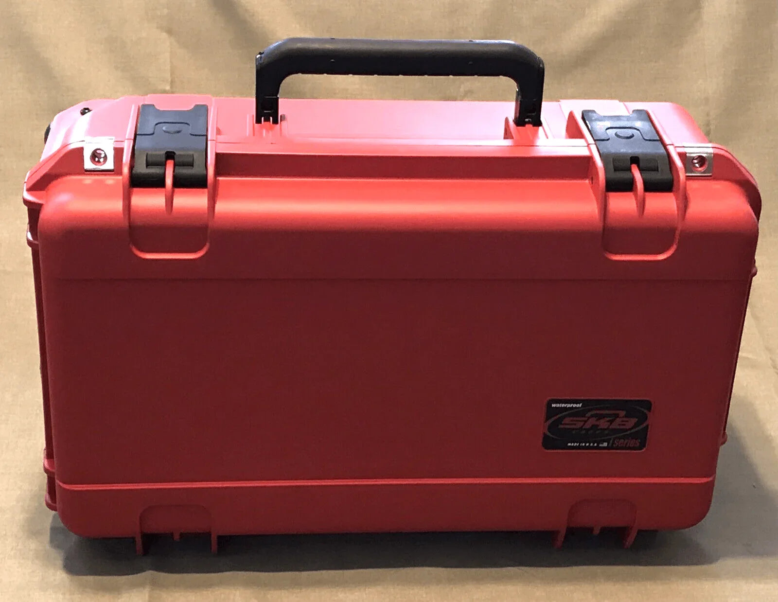SKB iSeries 2011-7 Case with Think Tank Designed Photo Dividers & Lid Organizer (Red) at PROCAM | procam.com