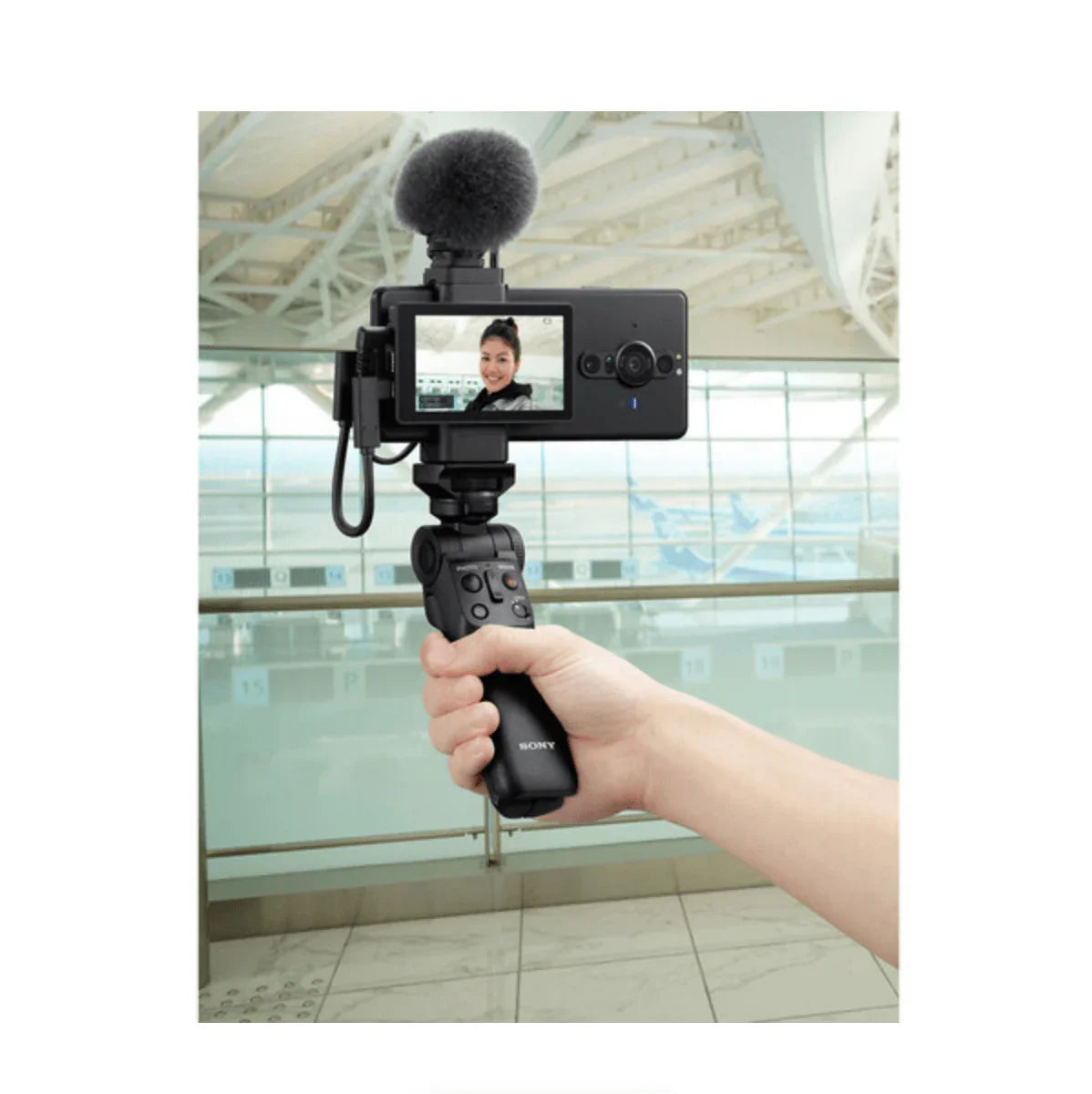 Sony ECM-G1 Ultracompact Camera-Mount Vlogger Shotgun Microphone at PROCAM | procam.com